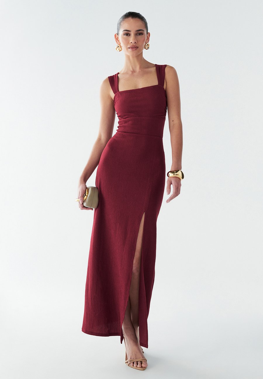 Платье BWLDR HOLLY, Burgundy/Red
Платье BWLDR HOLLY, Burgundy/Red