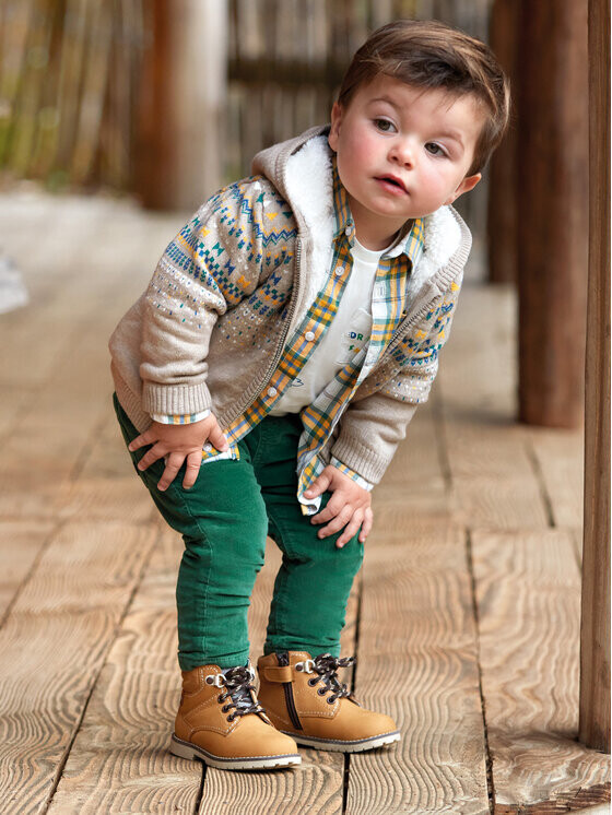 Тканевые брюки стандартного кроя Mayoral, зеленый
Тканевые брюки стандартного кроя Mayoral, зеленый