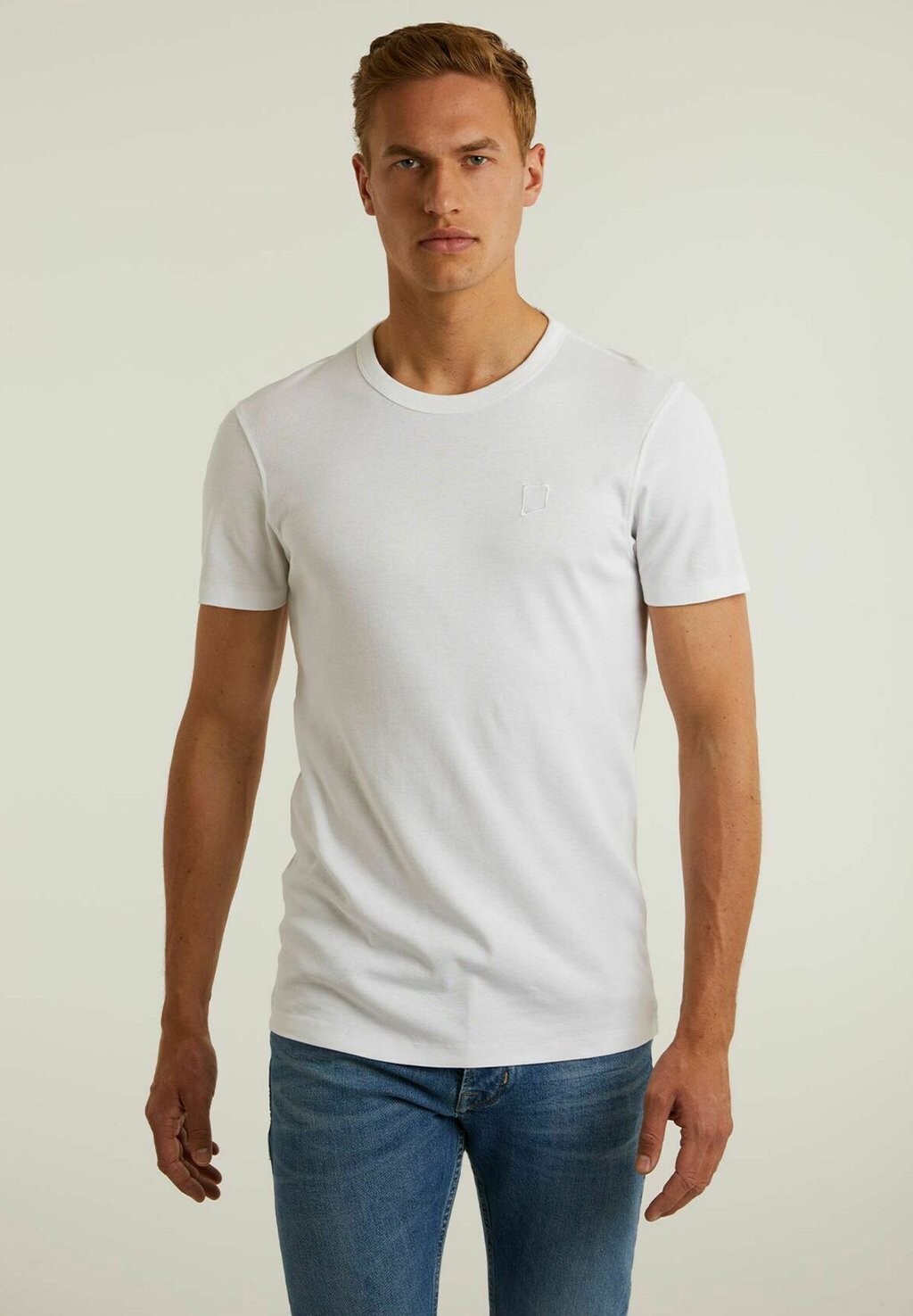 Базовая футболка BASE-B 2 PACK CHASIN', белый
Базовая футболка BASE-B 2 PACK CHASIN', белый