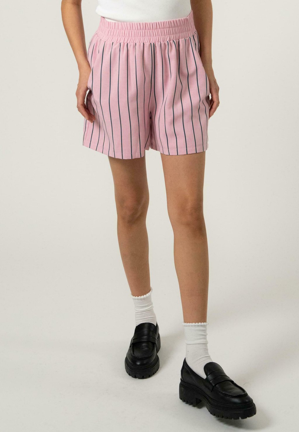 Шорты OLIA OH APRIL, светло-розовый
Шорты OLIA OH APRIL, светло-розовый