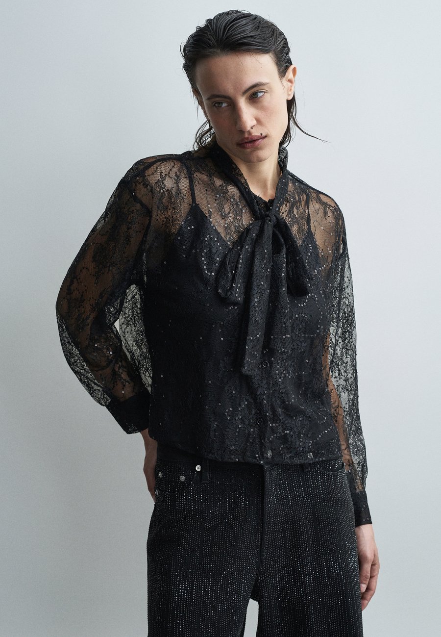 Блуза Maje CEXYELLE, Noir/Black
Блуза Maje CEXYELLE, Noir/Black