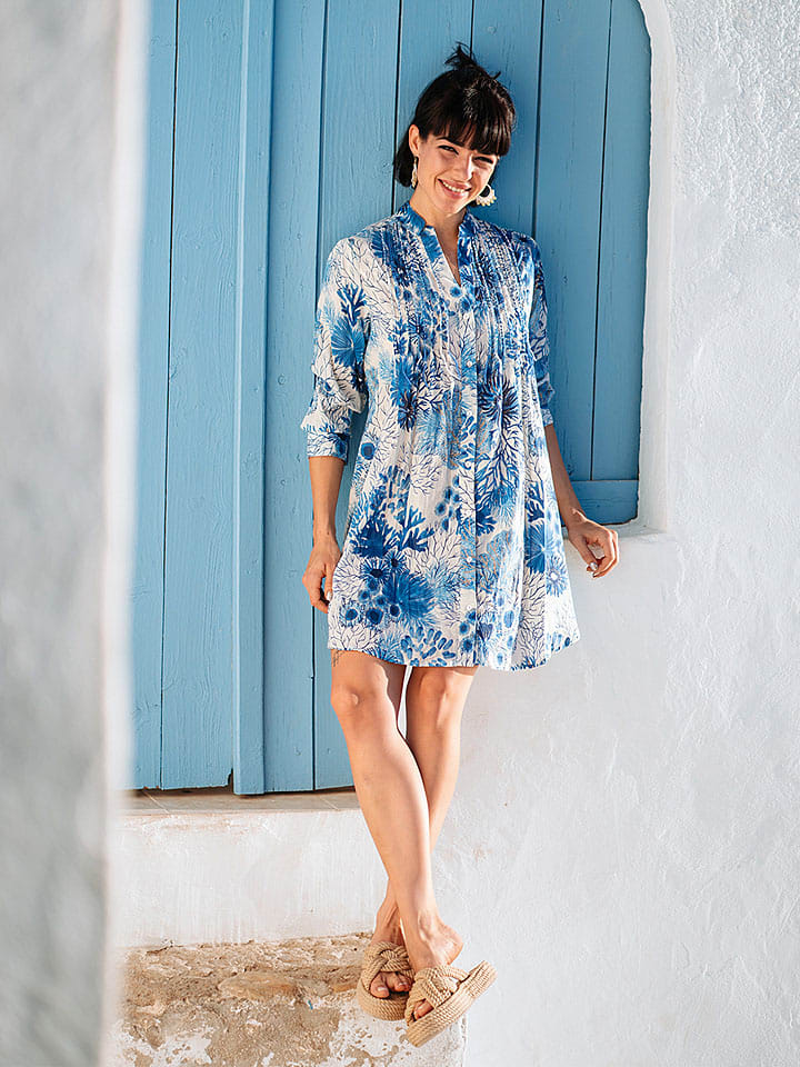 Платье до колена Isla Bonita by SIGRIS, синий/белый
Платье до колена Isla Bonita by SIGRIS, синий/белый