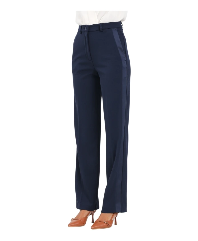 Элегантные синие брюки прямого кроя. Vicolo, синий
Элегантные синие брюки прямого кроя. Vicolo, синий