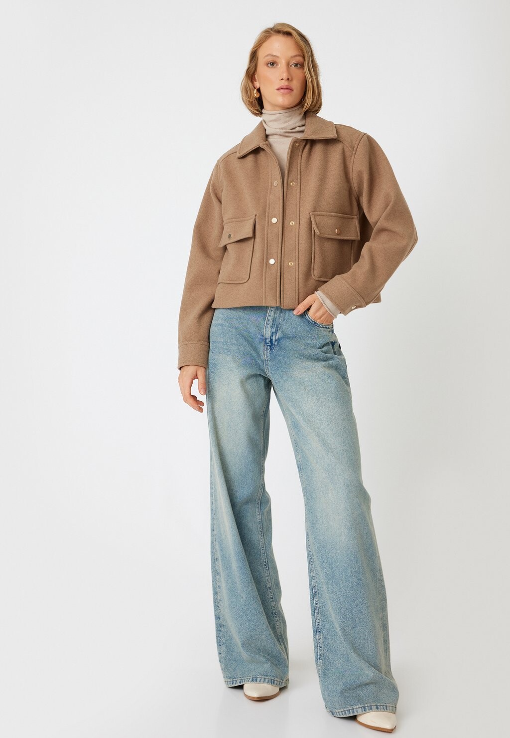 Летняя куртка Koton, бежевый
Летняя куртка Koton, бежевый