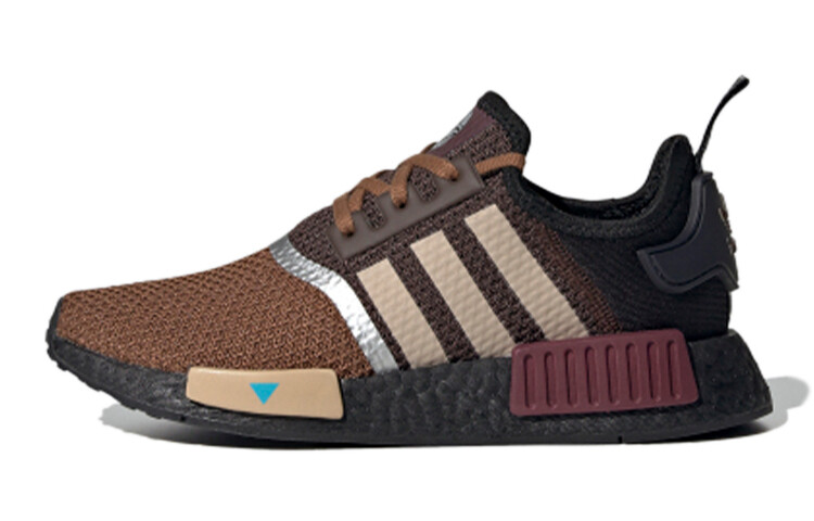 Adidas originals NMD_R1 Kids Спортивная обувь для детей
Adidas originals NMD_R1 Kids Спортивная обувь для детей