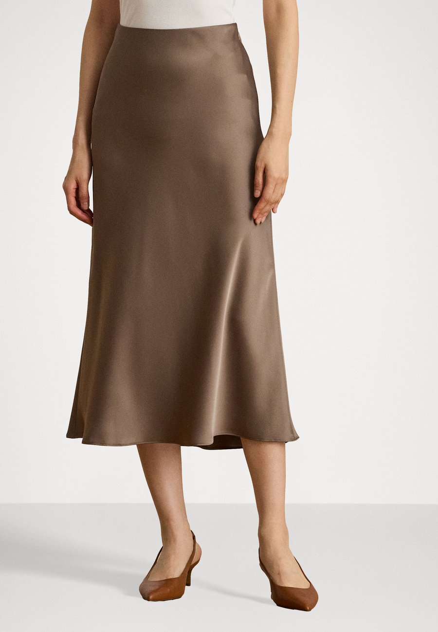 Юбка Lauren Ralph Lauren Petite SATIN CHARMEUSE MIDI SKIRT, Taupe Brown/Taupe
Юбка Lauren Ralph Lauren Petite SATIN CHARMEUSE MIDI SKIRT, Taupe Brown/Taupe
