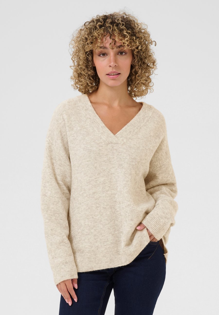 Джемпер Cream MERLE V-NECK, Oat Melange/Beige
Джемпер Cream MERLE V-NECK, Oat Melange/Beige