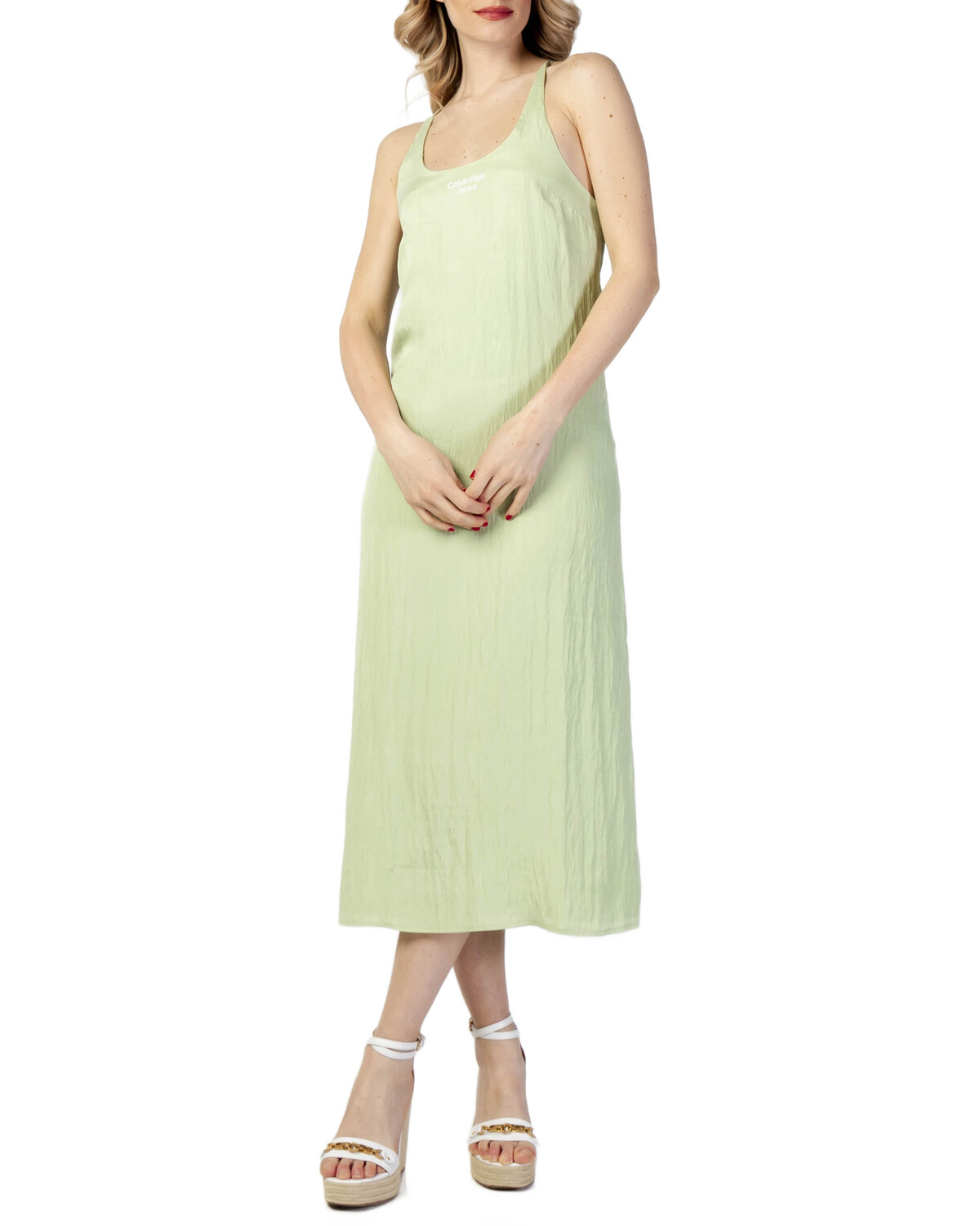 Платье Calvin Klein Jeans с открытой спиной, зеленый
Платье Calvin Klein Jeans с открытой спиной, зеленый