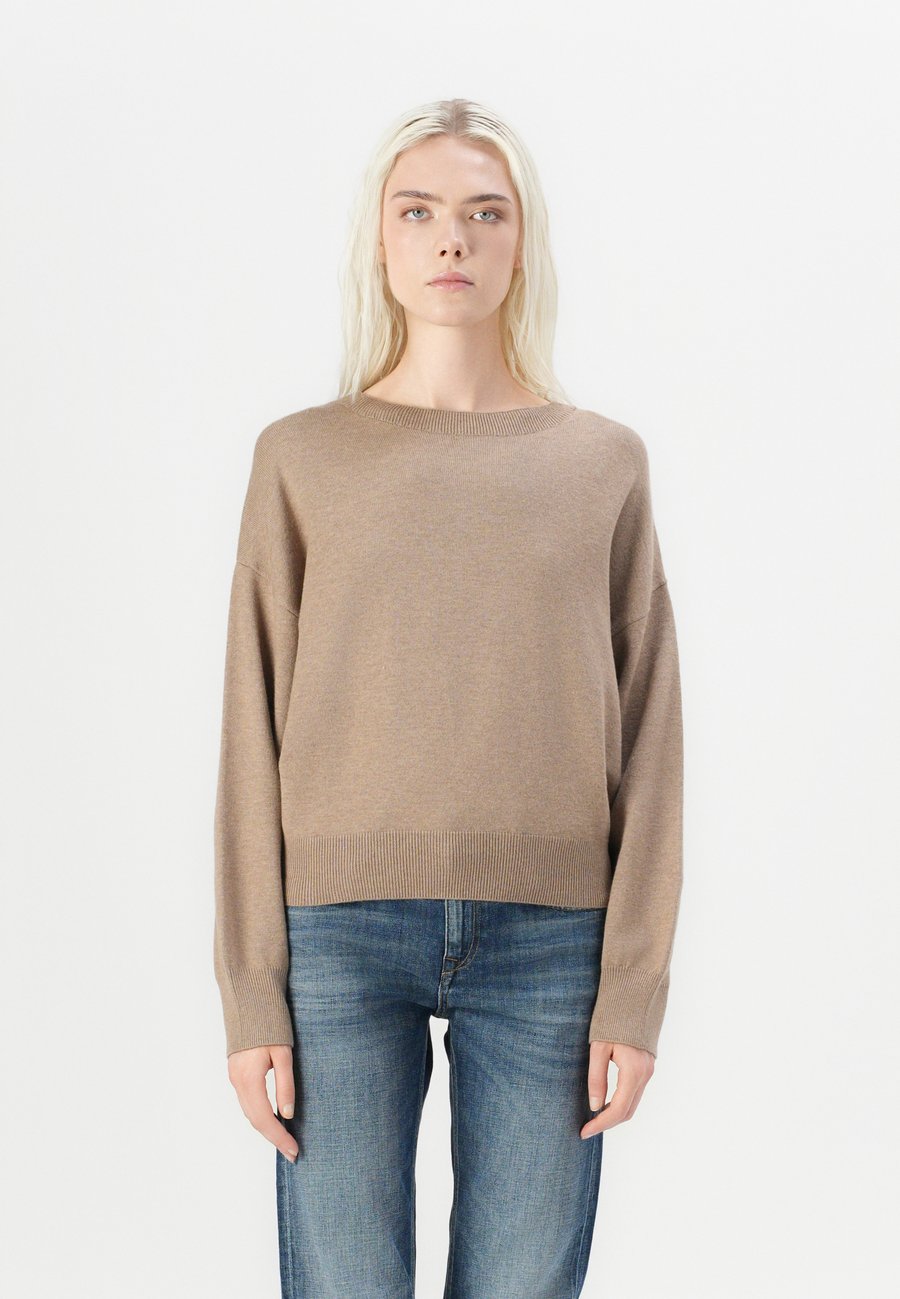 Джемпер Replay Jumper, Camel
Джемпер Replay Jumper, Camel