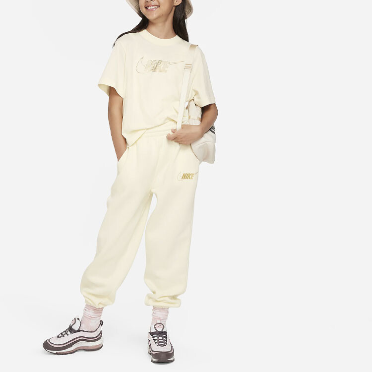 Детская футболка Nike, белый
Детская футболка Nike, белый