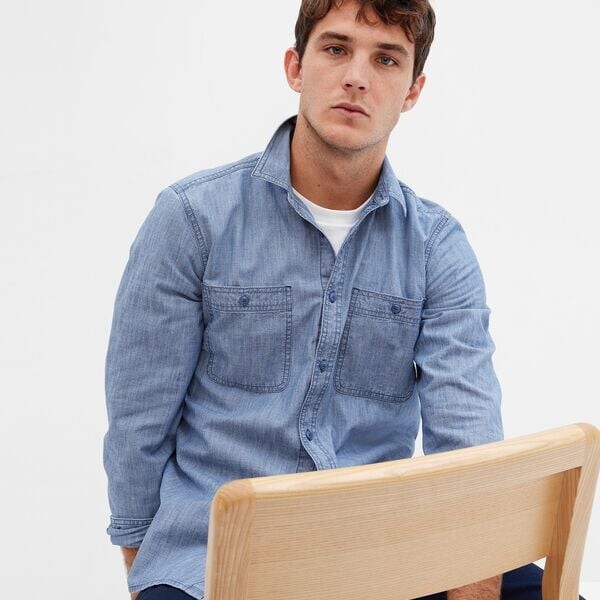 Рубашка regular-fit из хлопка шамбре Gap, синий
Рубашка regular-fit из хлопка шамбре Gap, синий