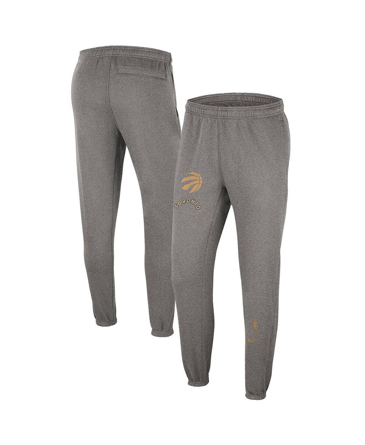 Мужские спортивные штаны из матового флиса с начесом и принтом City Edition Toronto Raptors 2022/23 Heather Charcoal Nike
Мужские спортивные штаны из матового флиса с начесом и принтом City Edition Toronto Raptors 2022/23 Heather Charcoal Nike