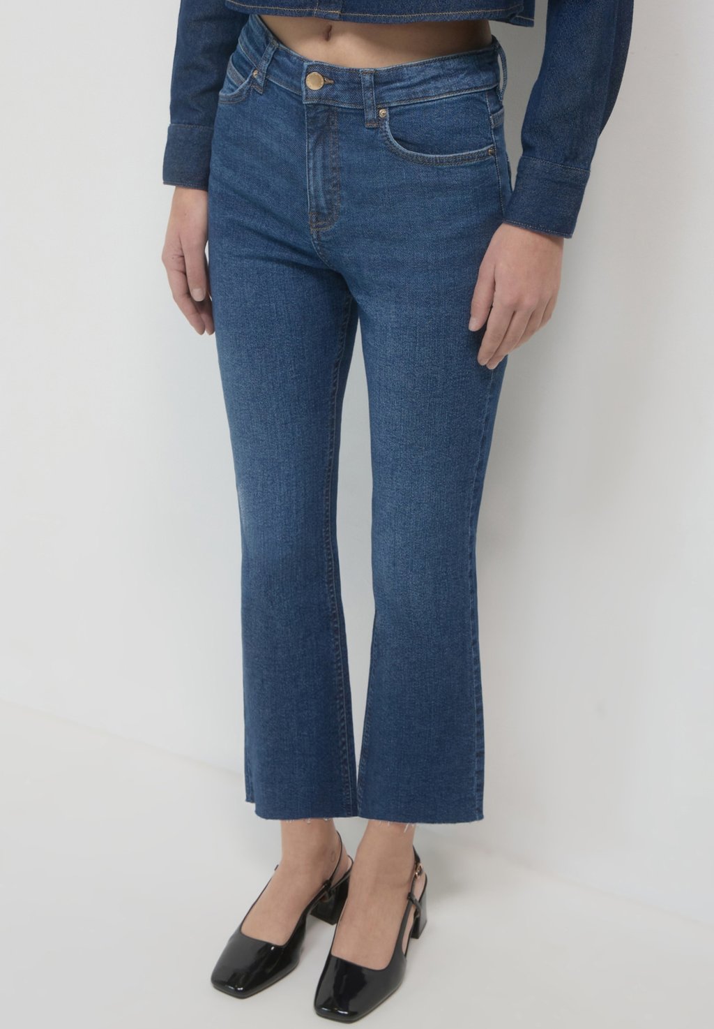 Джинсы Bootcut Calliope, деним
Джинсы Bootcut Calliope, деним