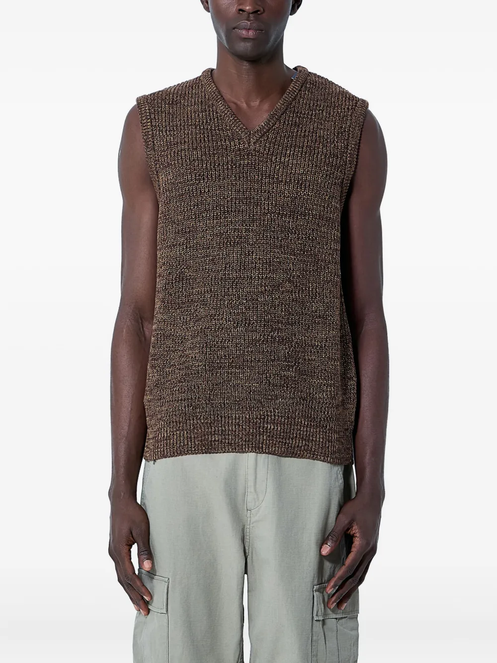 Трикотажный жилет с V-образным вырезом NOAH NY, коричневый
Трикотажный жилет с V-образным вырезом NOAH NY, коричневый