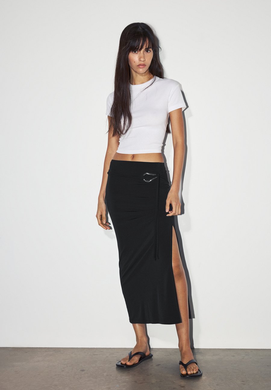 Юбка PULL&BEAR Pencil skirt, Black
Юбка PULL&BEAR Pencil skirt, Black