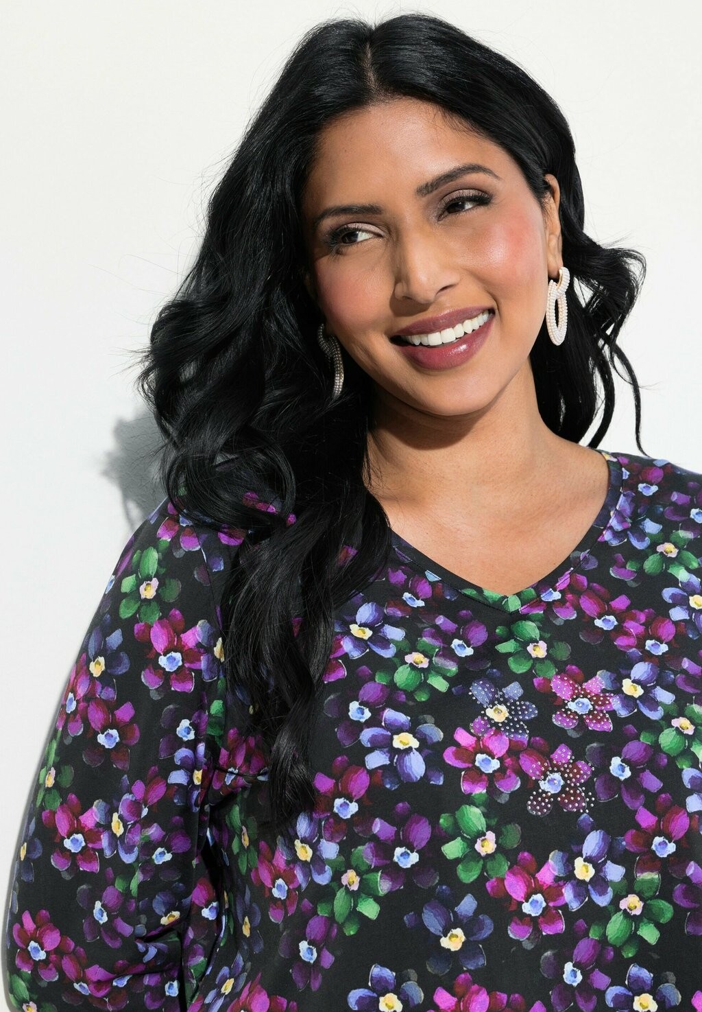 Топ с длинными рукавами FLORAL 3/4 SLEEVE Ulla Popken, черный
Топ с длинными рукавами FLORAL 3/4 SLEEVE Ulla Popken, черный