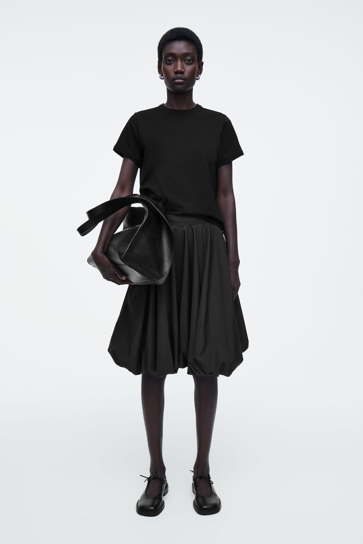 Мини-юбка безделушки COS, черный
Мини-юбка безделушки COS, черный