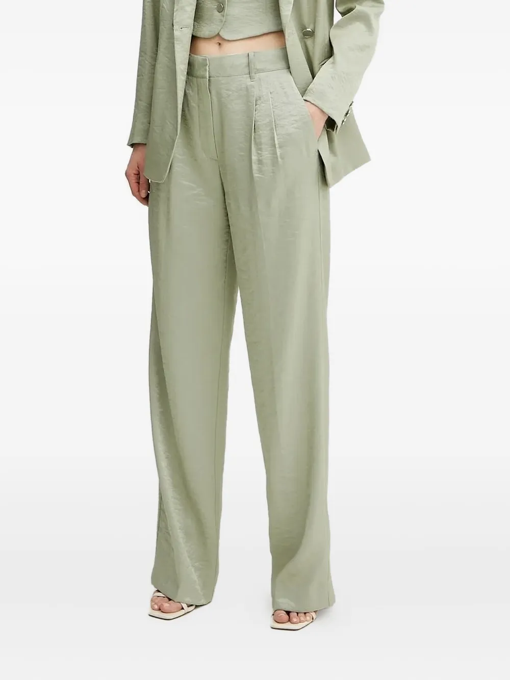 Плиссированные брюки GUESS USA, зеленый
Плиссированные брюки GUESS USA, зеленый