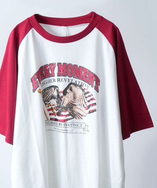 Футболка-реглан с контрастной отделкой, бренд Fashionista, цвет белый
Футболка-реглан с контрастной отделкой, бренд Fashionista, цвет белый