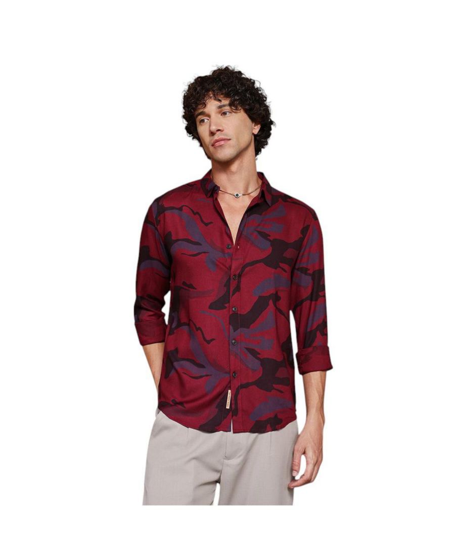 Мужская рубашка малиново-красного цвета с узором из ниспадающих лоз Campus Sutra, Red
Мужская рубашка малиново-красного цвета с узором из ниспадающих лоз Campus Sutra, Red