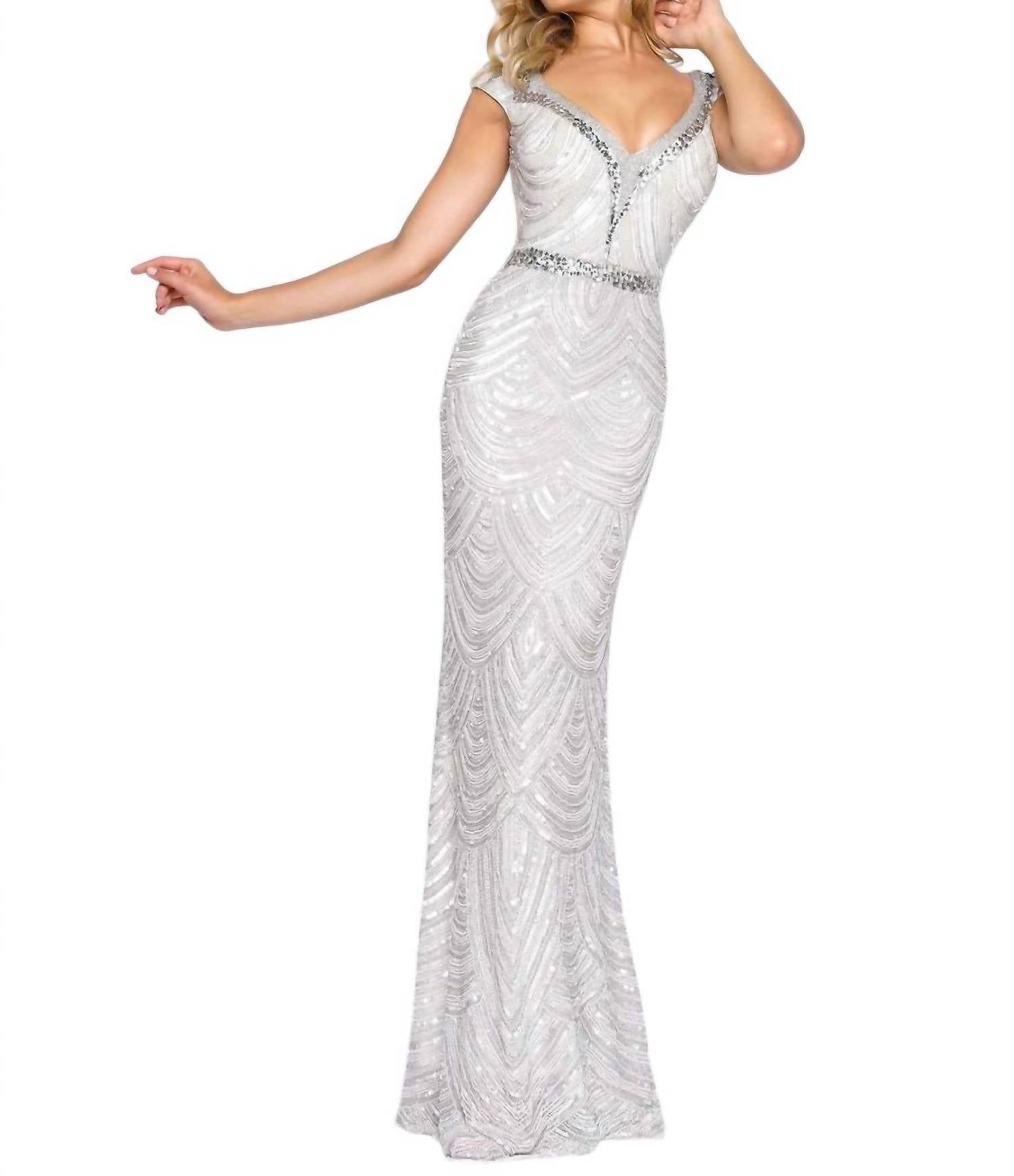 Платье для выпускного вечера с жемчужными пайетками в цвете айвори Mac Duggal, слоновая кость
Платье для выпускного вечера с жемчужными пайетками в цвете айвори Mac Duggal, слоновая кость