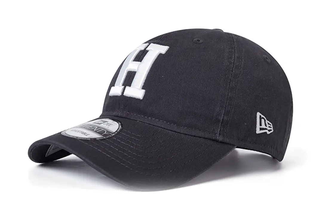 New Era Бейсболка унисекс черная, Black 
New Era Бейсболка унисекс черная, Black