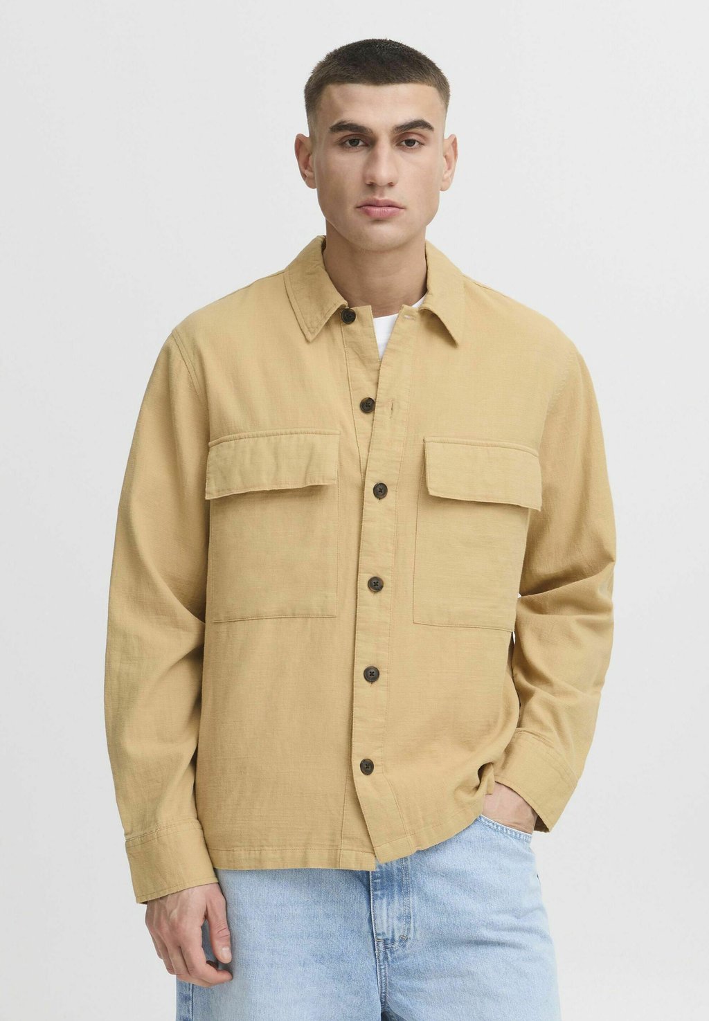 Рубашка SDPAAKOW Solid, коричневый
Рубашка SDPAAKOW Solid, коричневый