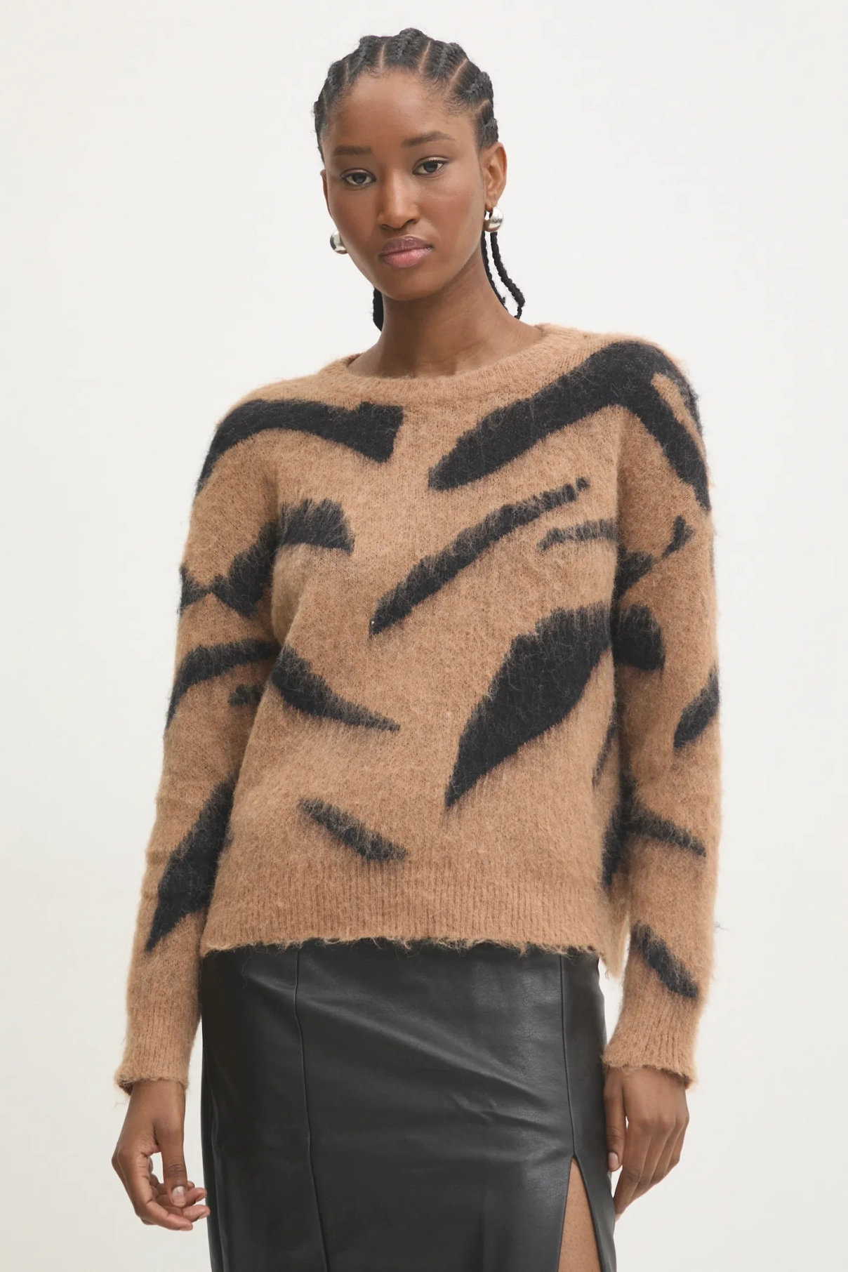 Шерстяной свитер Answear Lab, коричневый 
Шерстяной свитер Answear Lab, коричневый