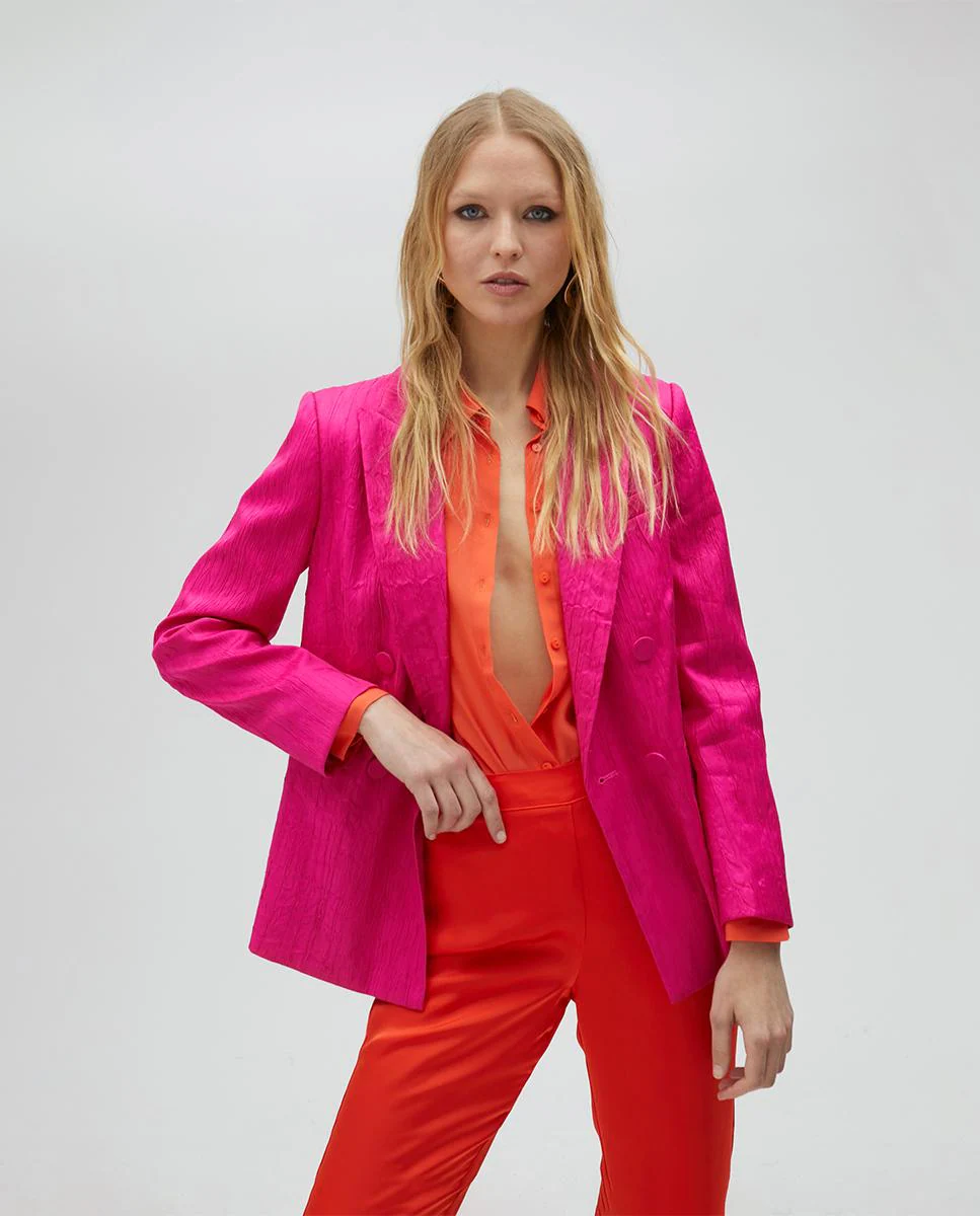 Женский блейзер на пуговицах Lola Casademunt, фуксия
Женский блейзер на пуговицах Lola Casademunt, фуксия