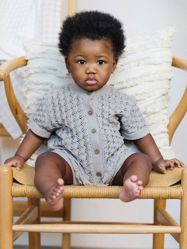 Детский хлопковый ромпер в стиле пойнтель The Little Tailor, Fawn
Детский хлопковый ромпер в стиле пойнтель The Little Tailor, Fawn