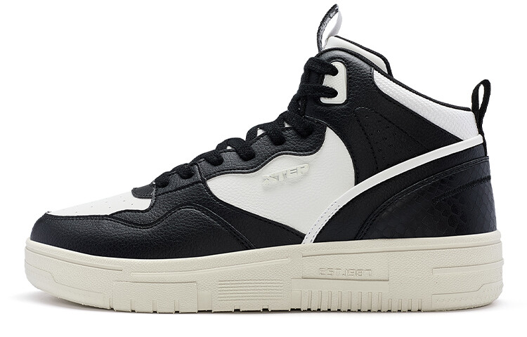 Кеды мужские, обувь для скейтбординга высокая черный/белый парус Xtep
Кеды мужские, обувь для скейтбординга высокая черный/белый парус Xtep