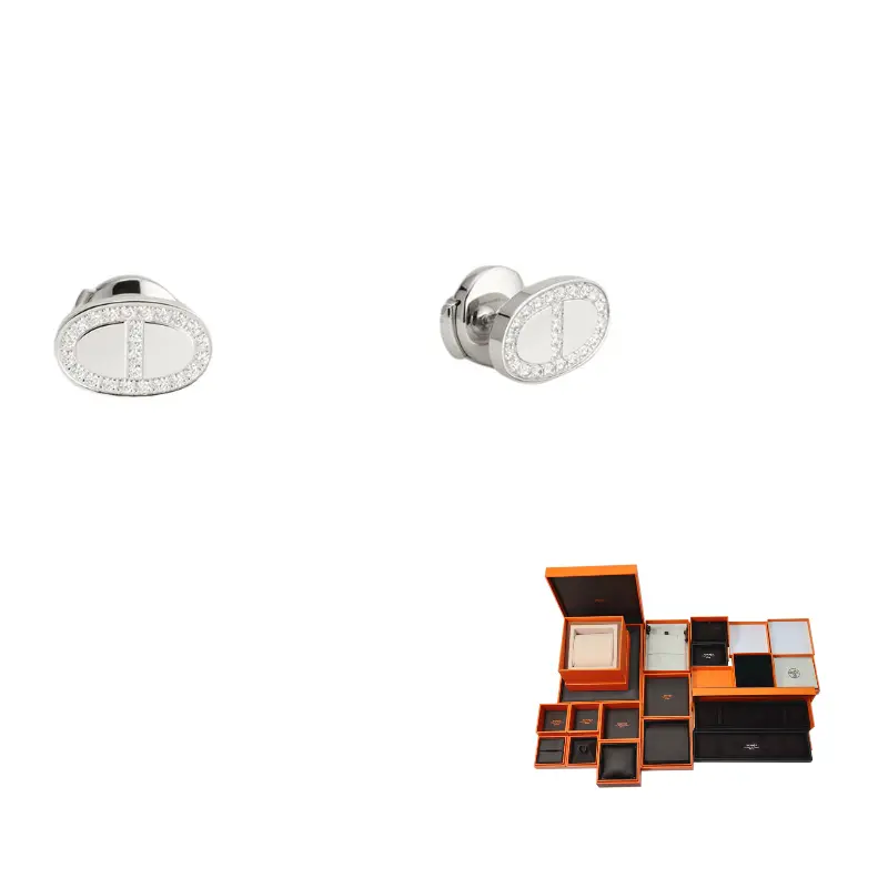 HERMES Серьги-гвоздики Diamond из белого золота 18 карат унисекс серебристые
HERMES Серьги-гвоздики Diamond из белого золота 18 карат унисекс серебристые