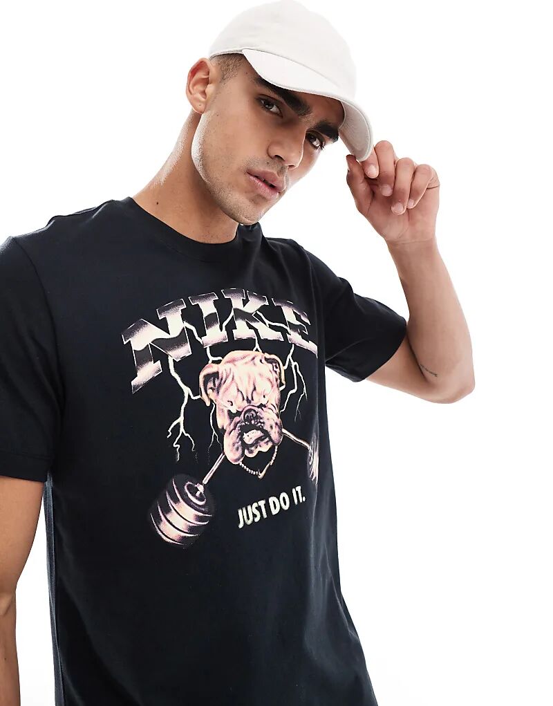 Футболка с принтом «Бульдог» черного цвета Nike Training
Футболка с принтом «Бульдог» черного цвета Nike Training