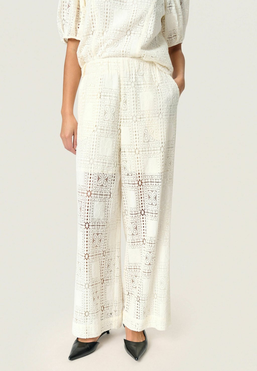 Брюки COOPELIA ATLANTA Soaked in Luxury, слоновая кость 
Брюки COOPELIA ATLANTA Soaked in Luxury, слоновая кость