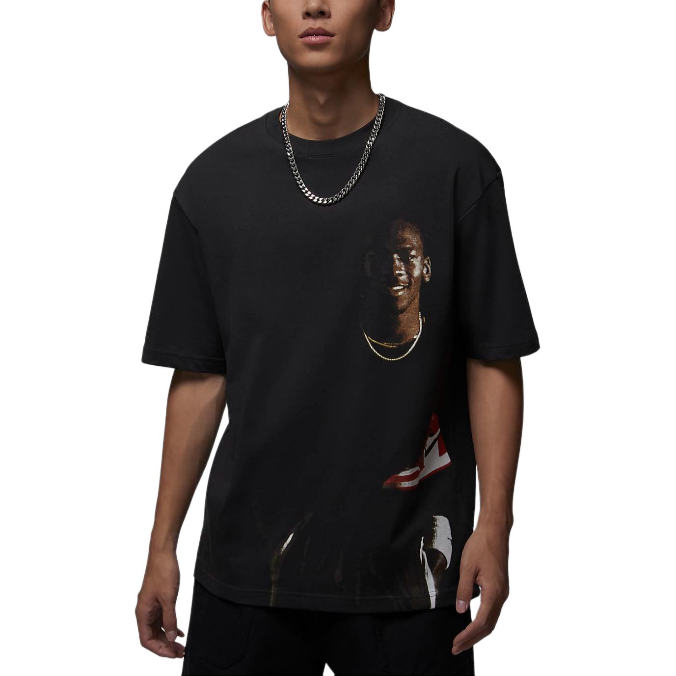 Футболка Nike с круглым вырезом, серо-черная
Футболка Nike с круглым вырезом, серо-черная