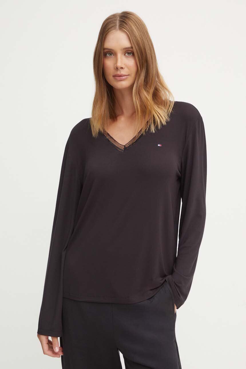 Лучшая ночь Tommy Hilfiger, черный
Лучшая ночь Tommy Hilfiger, черный