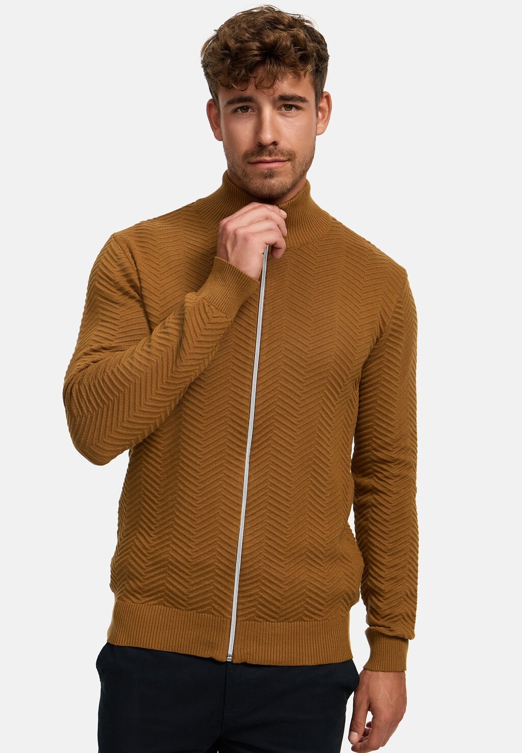 Кардиган CARLO Kronstadt, коричневый
Кардиган CARLO Kronstadt, коричневый