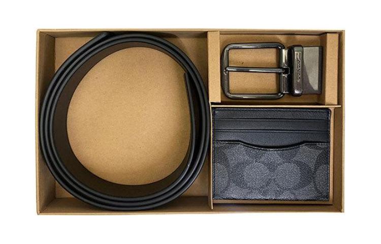 COACH Кожаный держатель для карт
COACH Кожаный держатель для карт