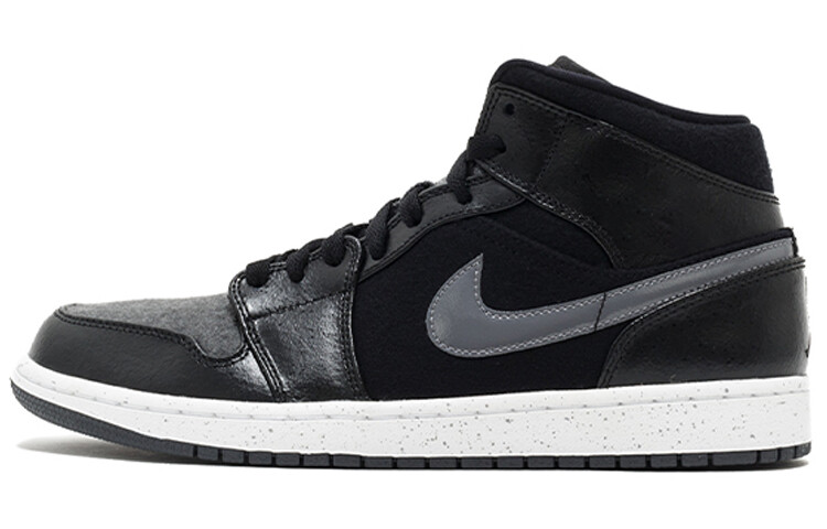 Кроссовки JORDAN 1 Mid Premium Winterized Black Grey
Кроссовки JORDAN 1 Mid Premium Winterized Black Grey