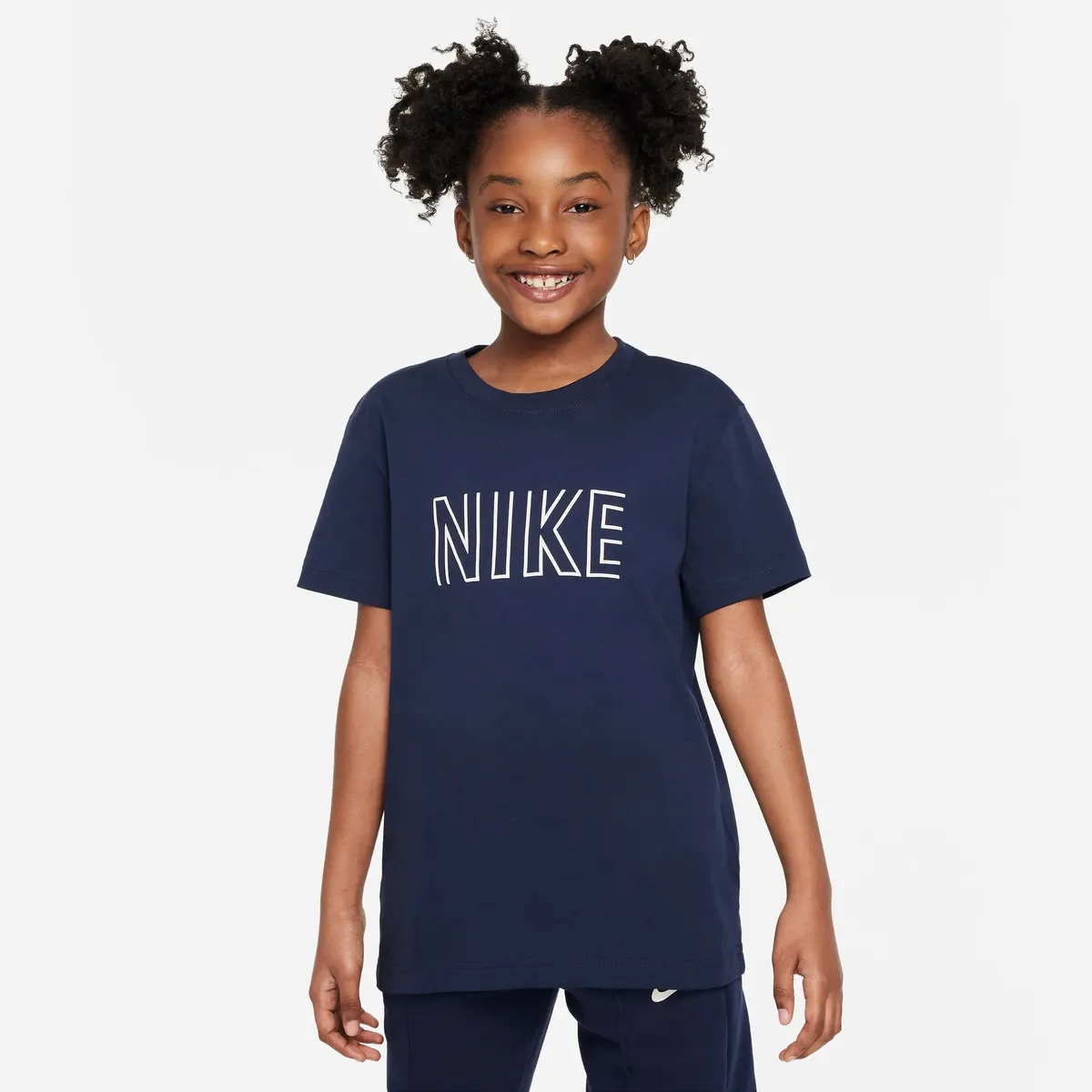 Футболка Nike Sportswear "G NSW BF TEE PRNT SW - для детей", цвет Obsidian
Футболка Nike Sportswear "G NSW BF TEE PRNT SW - для детей", цвет Obsidian
