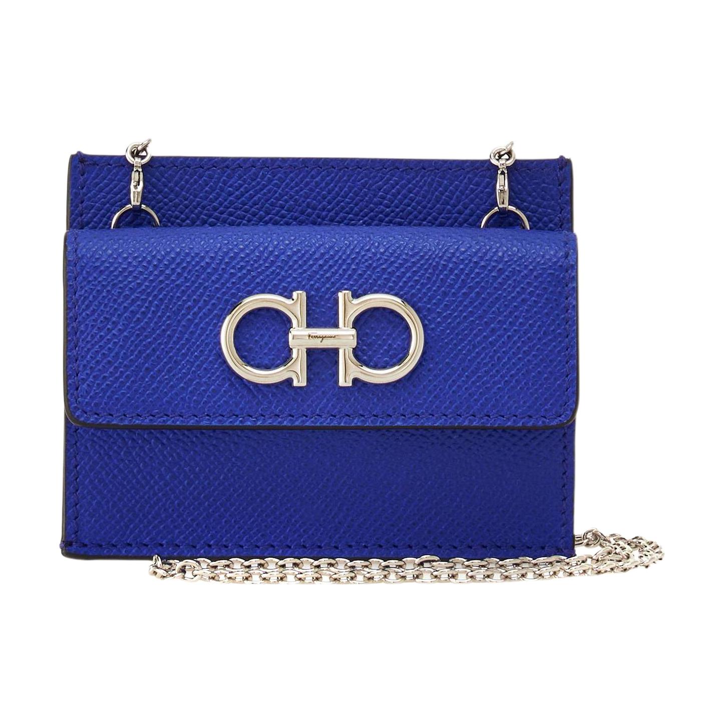Ferragamo Женский держатель для карт из кованой коровьей кожи, синий
Ferragamo Женский держатель для карт из кованой коровьей кожи, синий