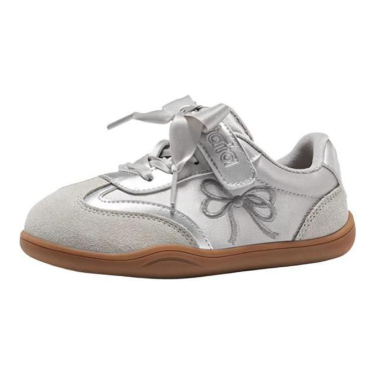 Детская обувь для повседневной жизни TATA, серебряный
Детская обувь для повседневной жизни TATA, серебряный