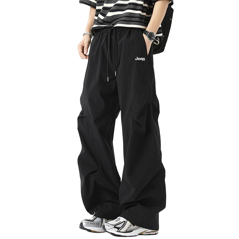 Повседневные брюки Unisex Moderate Scimitar Jeep, черный
Повседневные брюки Unisex Moderate Scimitar Jeep, черный