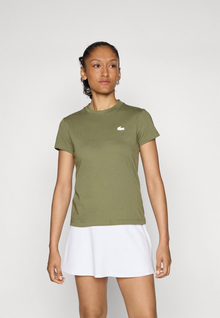 Футболка Lacoste Sport CLASSIC, Olive, Хаки, Футболка Lacoste Sport CLASSIC, Olive
Футболка Lacoste Sport CLASSIC, Olive, Хаки, Футболка Lacoste Sport CLASSIC, Olive