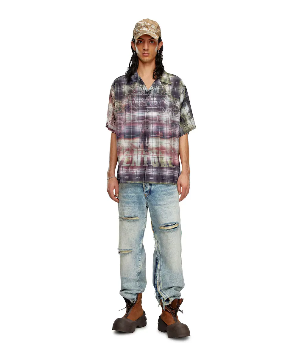 Мужская рубашка DIESEL с короткими рукавами и крупным принтом, мультиколор
Мужская рубашка DIESEL с короткими рукавами и крупным принтом, мультиколор