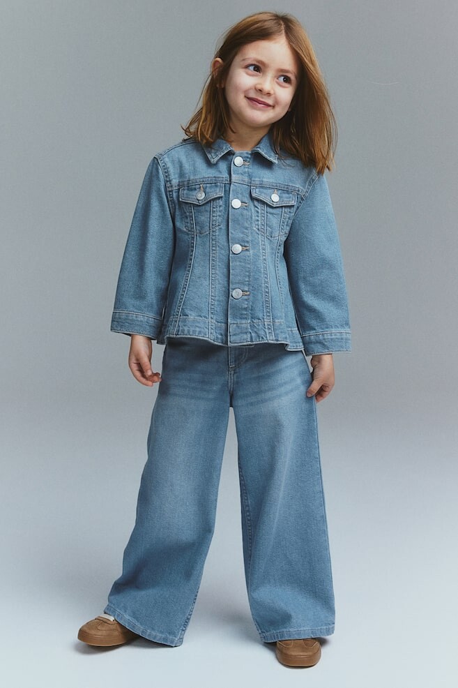 Джинсы с широкими штанинами H&M, голубой
Джинсы с широкими штанинами H&M, голубой