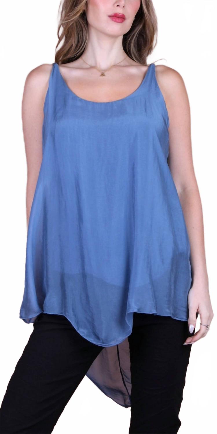 Майка Catania Silk, цвет синий Gigi Moda, синий
Майка Catania Silk, цвет синий Gigi Moda, синий
