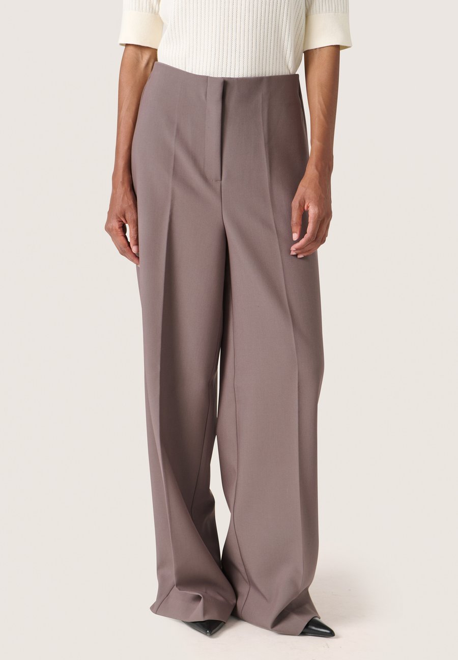 Брюки Soaked in Luxury CORINNE WIDE LONG, Dark Gull Gray/Grey
Брюки Soaked in Luxury CORINNE WIDE LONG, Dark Gull Gray/Grey