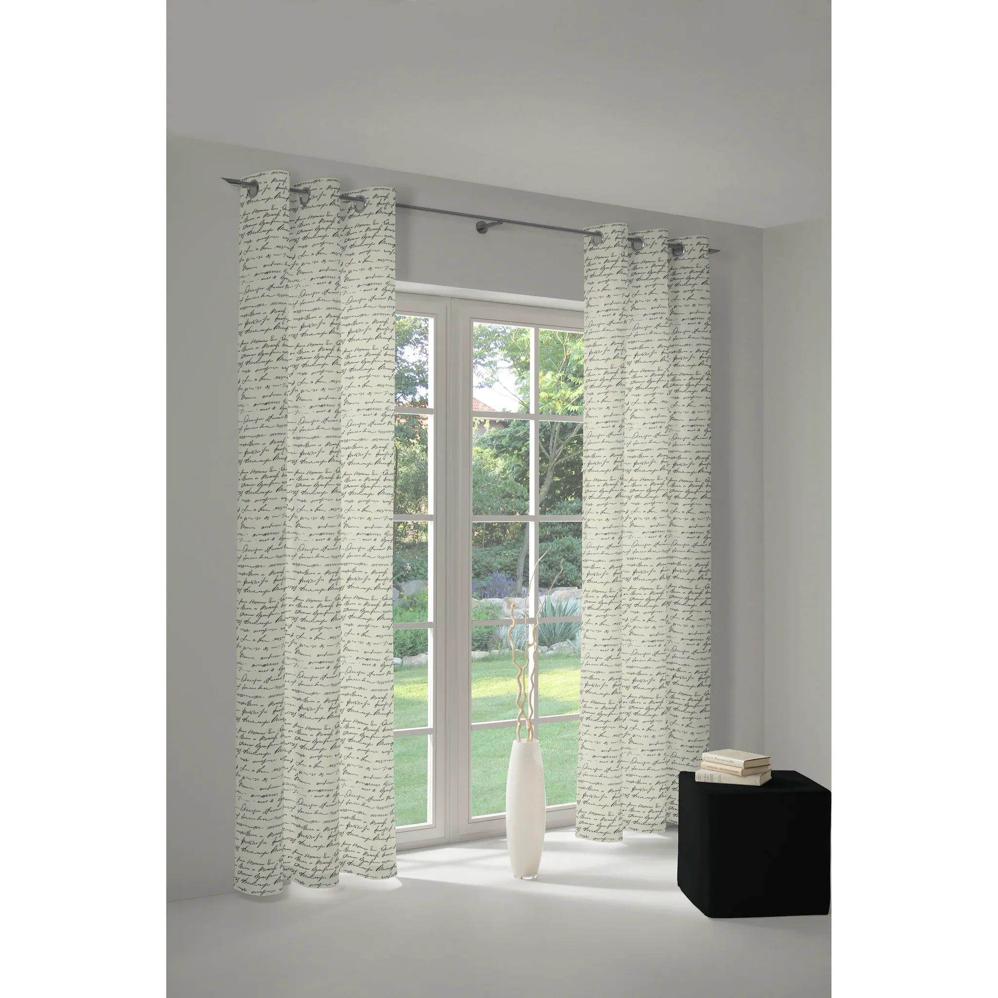 Штора Adam «Scribble», (1 шт.), изготовлена из экологически чистого хлопка, цвет naturweiß/schwarz 
Штора Adam «Scribble», (1 шт.), изготовлена из экологически чистого хлопка, цвет naturweiß/schwarz