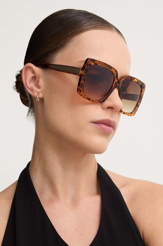 Солнцезащитные очки Answear Lab, черный
Солнцезащитные очки Answear Lab, черный